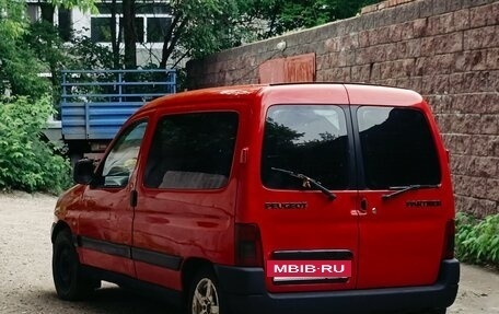 Peugeot Partner II рестайлинг 2, 2002 год, 130 000 рублей, 3 фотография
