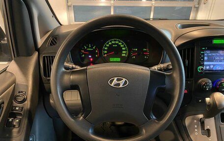 Hyundai Grand Starex Grand Starex I рестайлинг 2, 2012 год, 1 700 000 рублей, 10 фотография