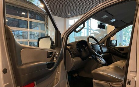 Hyundai Grand Starex Grand Starex I рестайлинг 2, 2012 год, 1 700 000 рублей, 20 фотография