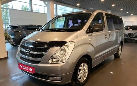 Hyundai Grand Starex Grand Starex I рестайлинг 2, 2012 год, 1 700 000 рублей, 7 фотография