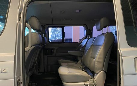 Hyundai Grand Starex Grand Starex I рестайлинг 2, 2012 год, 1 700 000 рублей, 23 фотография