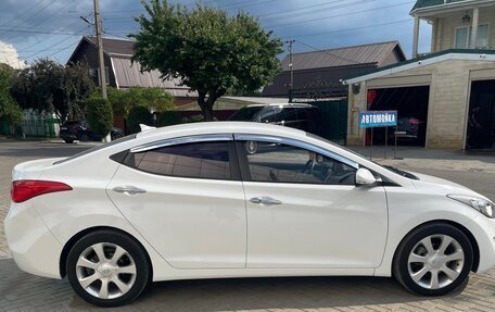 Hyundai Avante, 2011 год, 1 300 000 рублей, 8 фотография