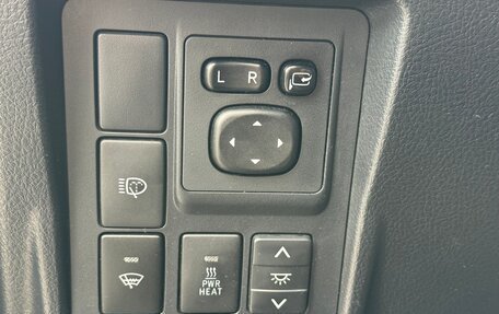 Toyota Land Cruiser Prado 150 рестайлинг 2, 2012 год, 2 950 000 рублей, 8 фотография