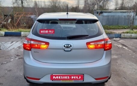 KIA Rio III рестайлинг, 2014 год, 890 000 рублей, 32 фотография