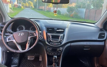 Hyundai Solaris II рестайлинг, 2014 год, 950 000 рублей, 10 фотография