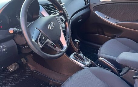 Hyundai Solaris II рестайлинг, 2014 год, 950 000 рублей, 8 фотография