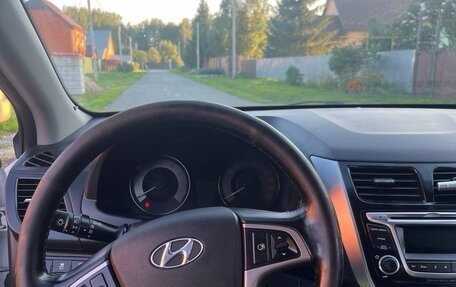 Hyundai Solaris II рестайлинг, 2014 год, 950 000 рублей, 9 фотография