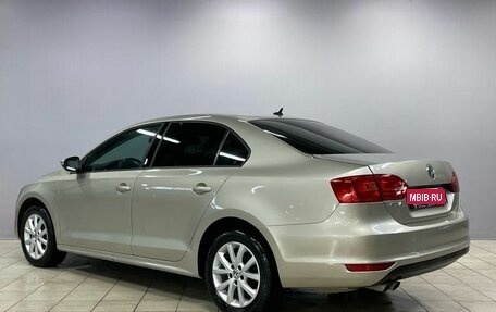 Volkswagen Jetta VI, 2013 год, 990 000 рублей, 5 фотография
