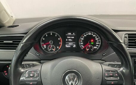 Volkswagen Jetta VI, 2013 год, 990 000 рублей, 12 фотография