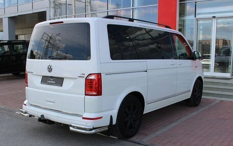 Volkswagen Multivan T6 рестайлинг, 2015 год, 3 030 000 рублей, 6 фотография