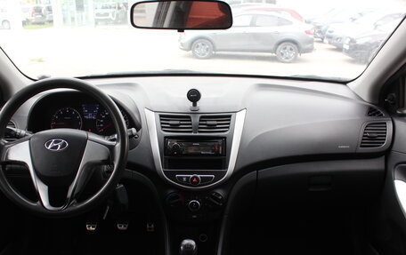 Hyundai Solaris II рестайлинг, 2012 год, 597 000 рублей, 7 фотография