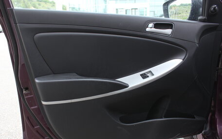 Hyundai Solaris II рестайлинг, 2012 год, 597 000 рублей, 8 фотография