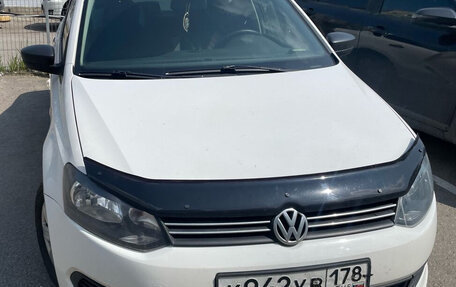 Volkswagen Polo VI (EU Market), 2011 год, 549 000 рублей, 2 фотография