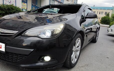 Opel Astra J, 2013 год, 550 000 рублей, 2 фотография