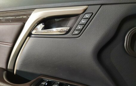 Lexus RX IV рестайлинг, 2016 год, 3 759 000 рублей, 10 фотография