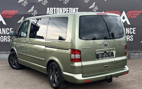 Volkswagen Multivan T5, 2006 год, 1 950 000 рублей, 4 фотография