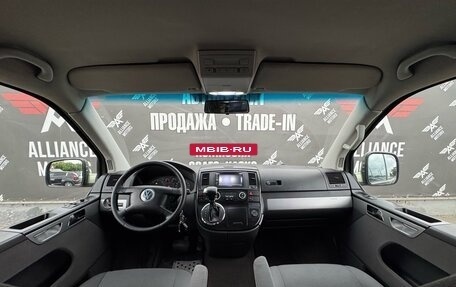 Volkswagen Multivan T5, 2006 год, 1 950 000 рублей, 12 фотография
