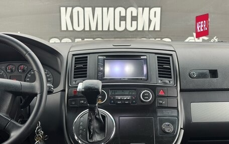 Volkswagen Multivan T5, 2006 год, 1 950 000 рублей, 20 фотография