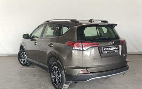 Toyota RAV4, 2015 год, 1 890 000 рублей, 4 фотография