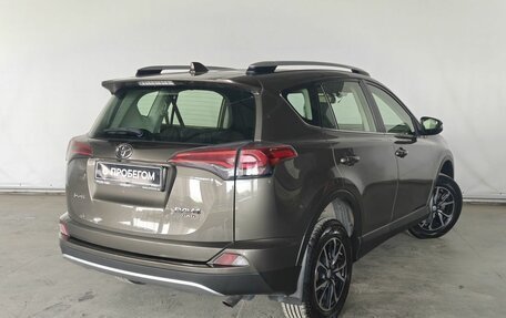 Toyota RAV4, 2015 год, 1 890 000 рублей, 6 фотография
