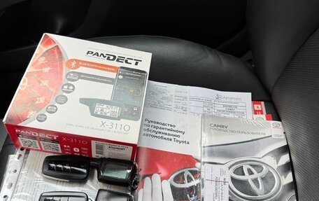 Toyota Camry, 2018 год, 2 650 000 рублей, 12 фотография
