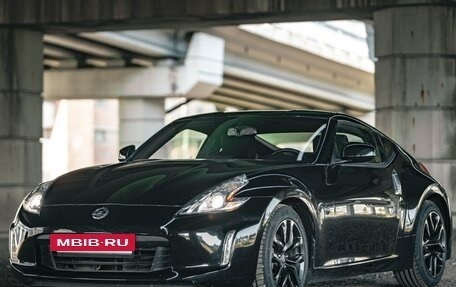 Nissan 370Z, 2019 год, 4 300 000 рублей, 30 фотография