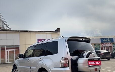 Mitsubishi Pajero IV, 2010 год, 2 050 000 рублей, 2 фотография