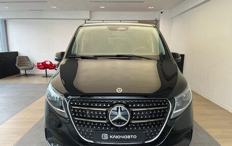 Mercedes-Benz V-Класс, 2024 год, 13 200 000 рублей, 2 фотография