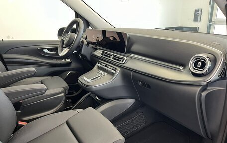 Mercedes-Benz V-Класс, 2024 год, 13 200 000 рублей, 9 фотография