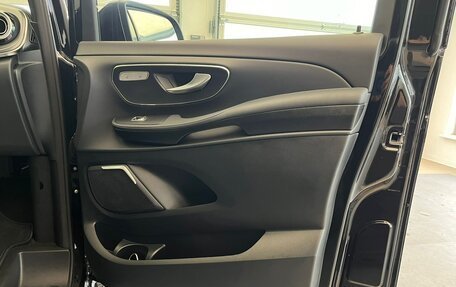 Mercedes-Benz V-Класс, 2024 год, 13 200 000 рублей, 19 фотография
