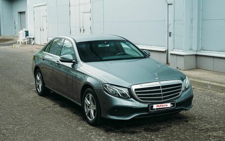 Mercedes-Benz E-Класс, 2018 год, 1 902 180 рублей, 3 фотография