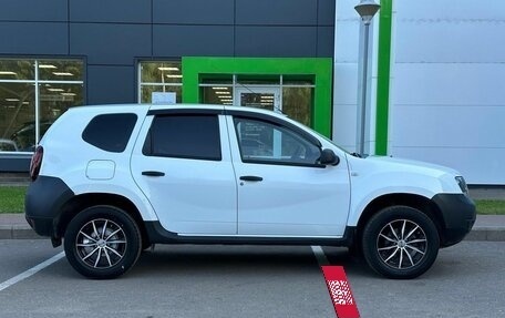 Renault Duster I рестайлинг, 2017 год, 999 000 рублей, 4 фотография