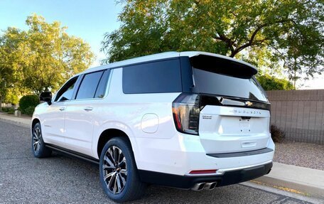 Chevrolet Suburban, 2025 год, 16 900 000 рублей, 5 фотография