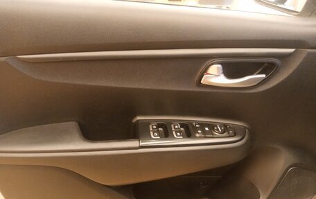 KIA Rio IV, 2018 год, 989 000 рублей, 8 фотография