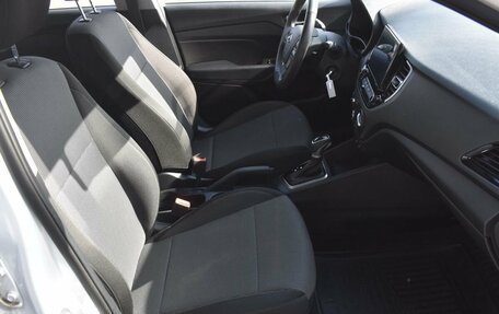 Hyundai Solaris II рестайлинг, 2022 год, 1 767 000 рублей, 10 фотография