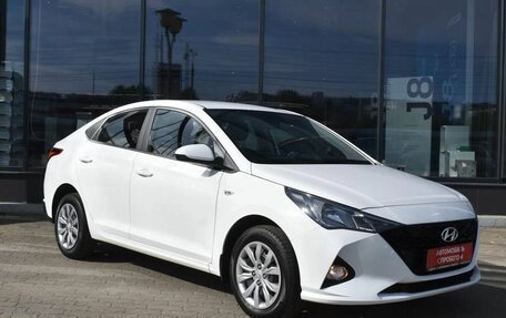 Hyundai Solaris II рестайлинг, 2022 год, 1 767 000 рублей, 3 фотография