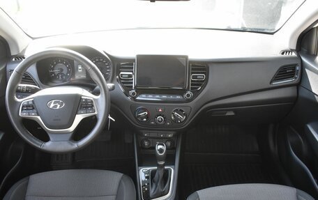 Hyundai Solaris II рестайлинг, 2022 год, 1 767 000 рублей, 12 фотография
