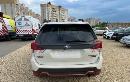 Subaru Forester, 2022 год, 3 100 000 рублей, 4 фотография