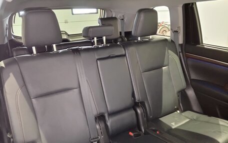 Toyota Highlander III, 2014 год, 2 799 000 рублей, 15 фотография