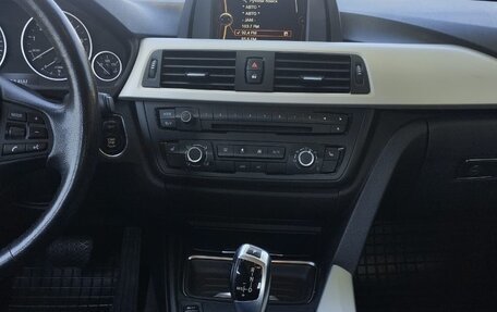 BMW 3 серия, 2013 год, 15 фотография
