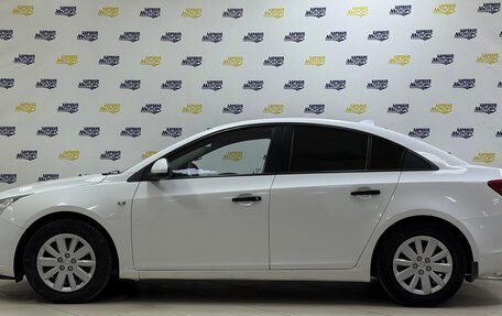 Chevrolet Cruze II, 2011 год, 669 000 рублей, 8 фотография