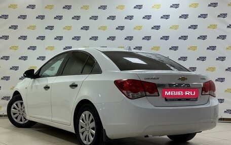 Chevrolet Cruze II, 2011 год, 669 000 рублей, 7 фотография