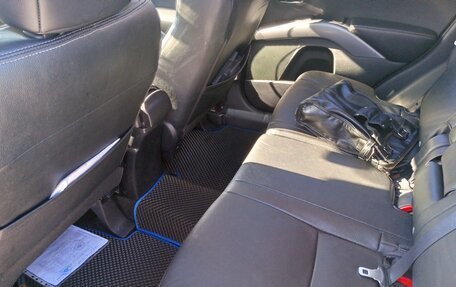 Mitsubishi Outlander III рестайлинг 3, 2012 год, 950 000 рублей, 4 фотография