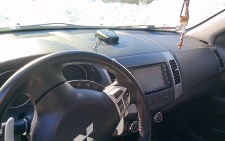Mitsubishi Outlander III рестайлинг 3, 2012 год, 950 000 рублей, 6 фотография