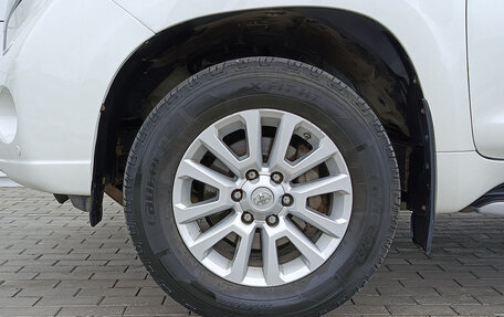 Toyota Land Cruiser Prado 150 рестайлинг 2, 2015 год, 3 290 000 рублей, 18 фотография