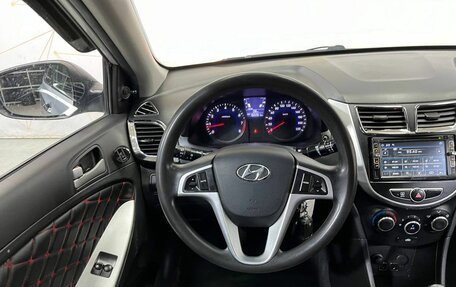 Hyundai Solaris II рестайлинг, 2013 год, 695 000 рублей, 10 фотография