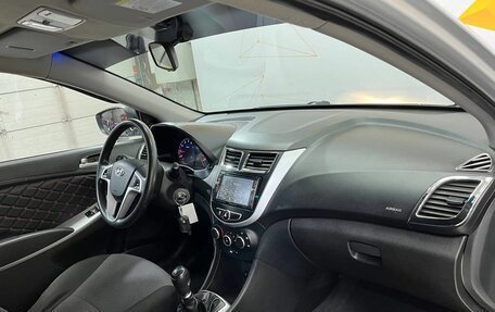 Hyundai Solaris II рестайлинг, 2013 год, 695 000 рублей, 12 фотография