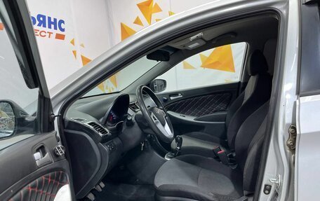 Hyundai Solaris II рестайлинг, 2013 год, 695 000 рублей, 16 фотография