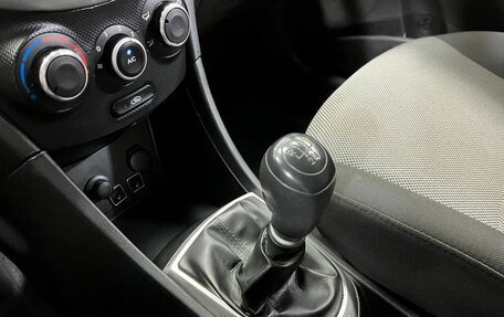 Hyundai Solaris II рестайлинг, 2013 год, 695 000 рублей, 30 фотография