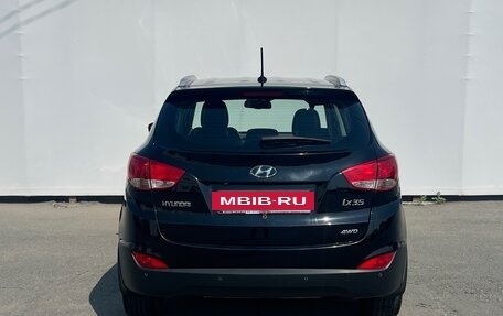 Hyundai ix35 I рестайлинг, 2011 год, 1 000 000 рублей, 5 фотография